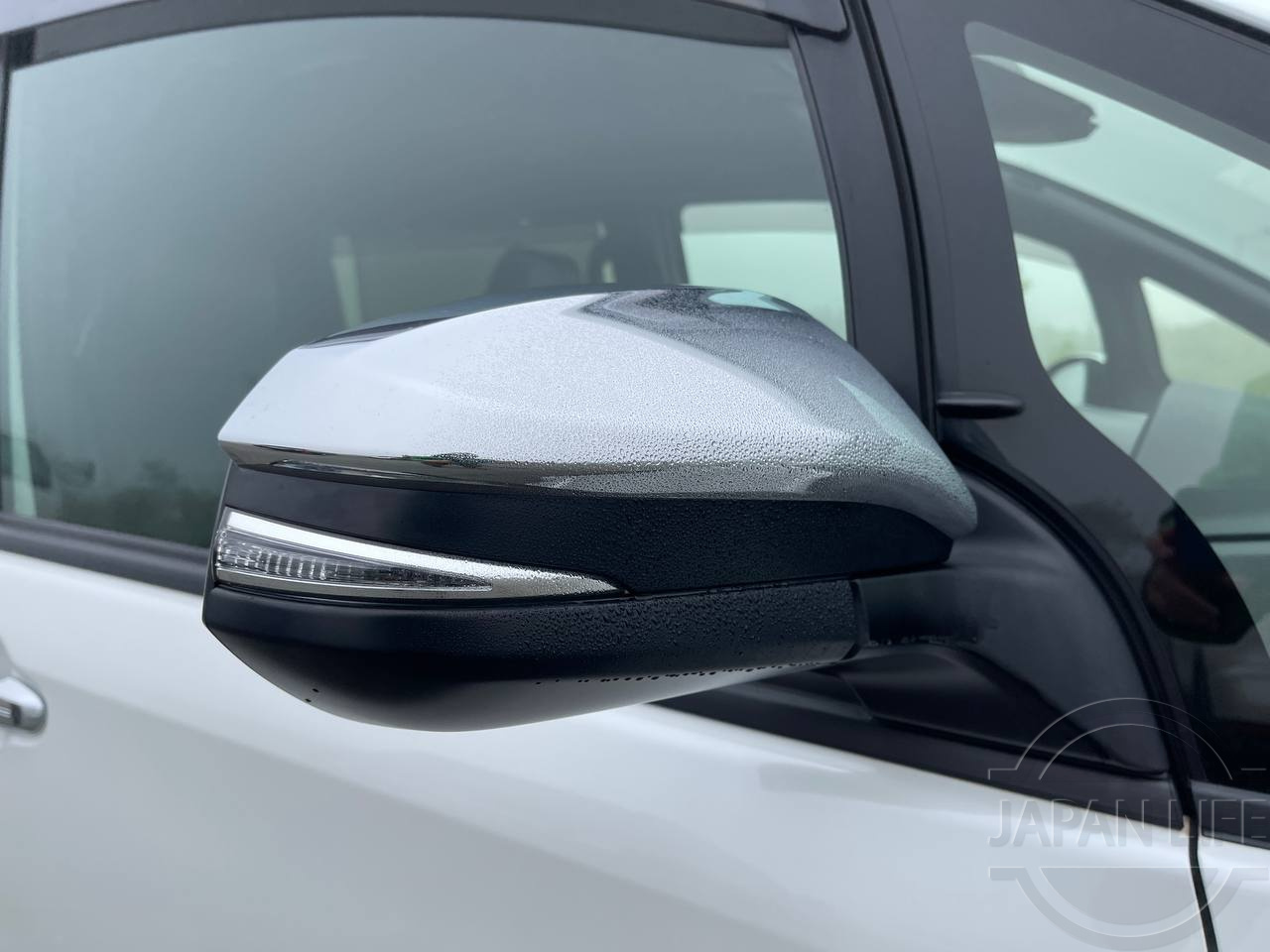 Фото Toyota Voxy - Japan Life 