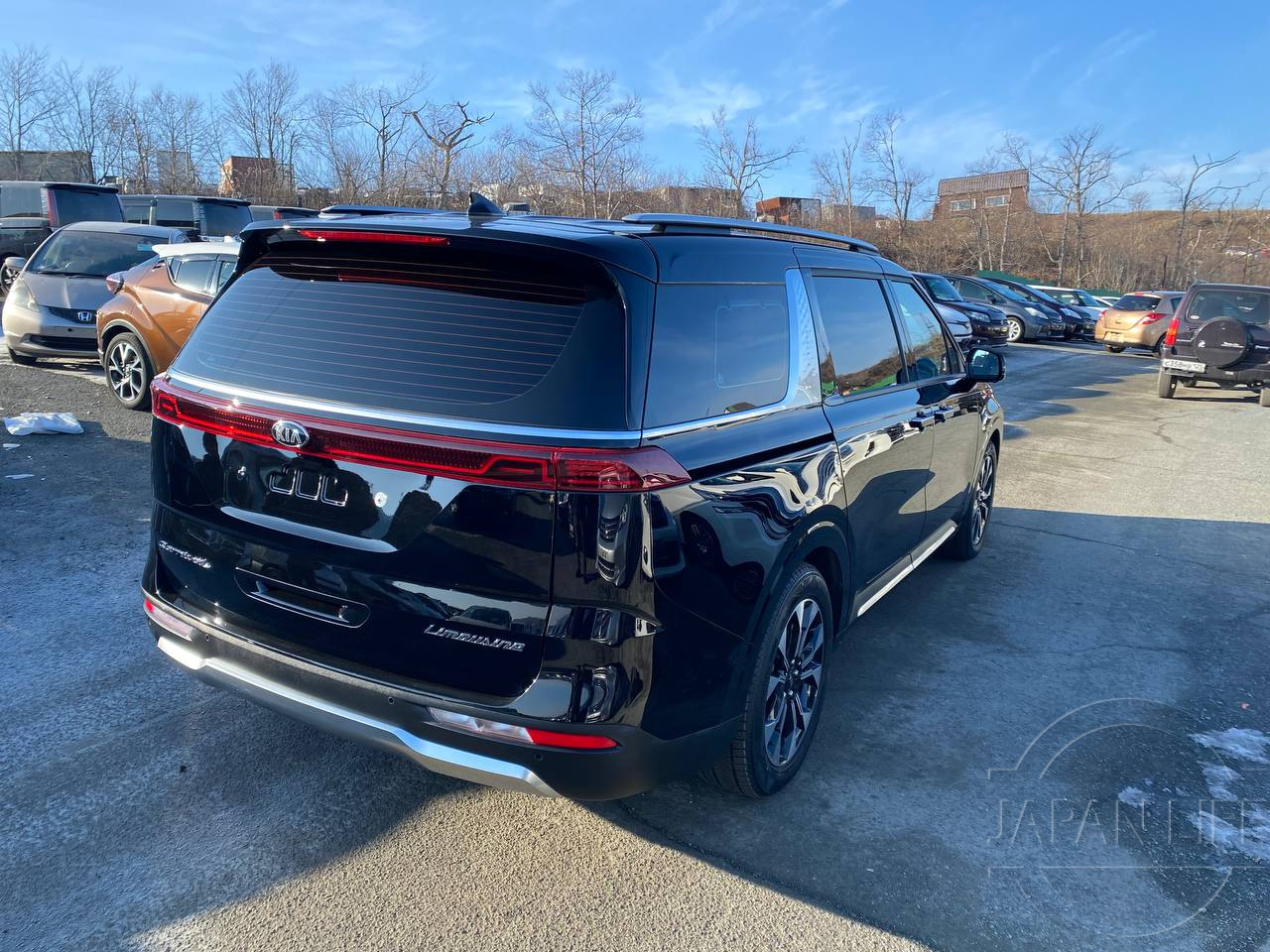 Фото Kia Carnival - Japan Life 