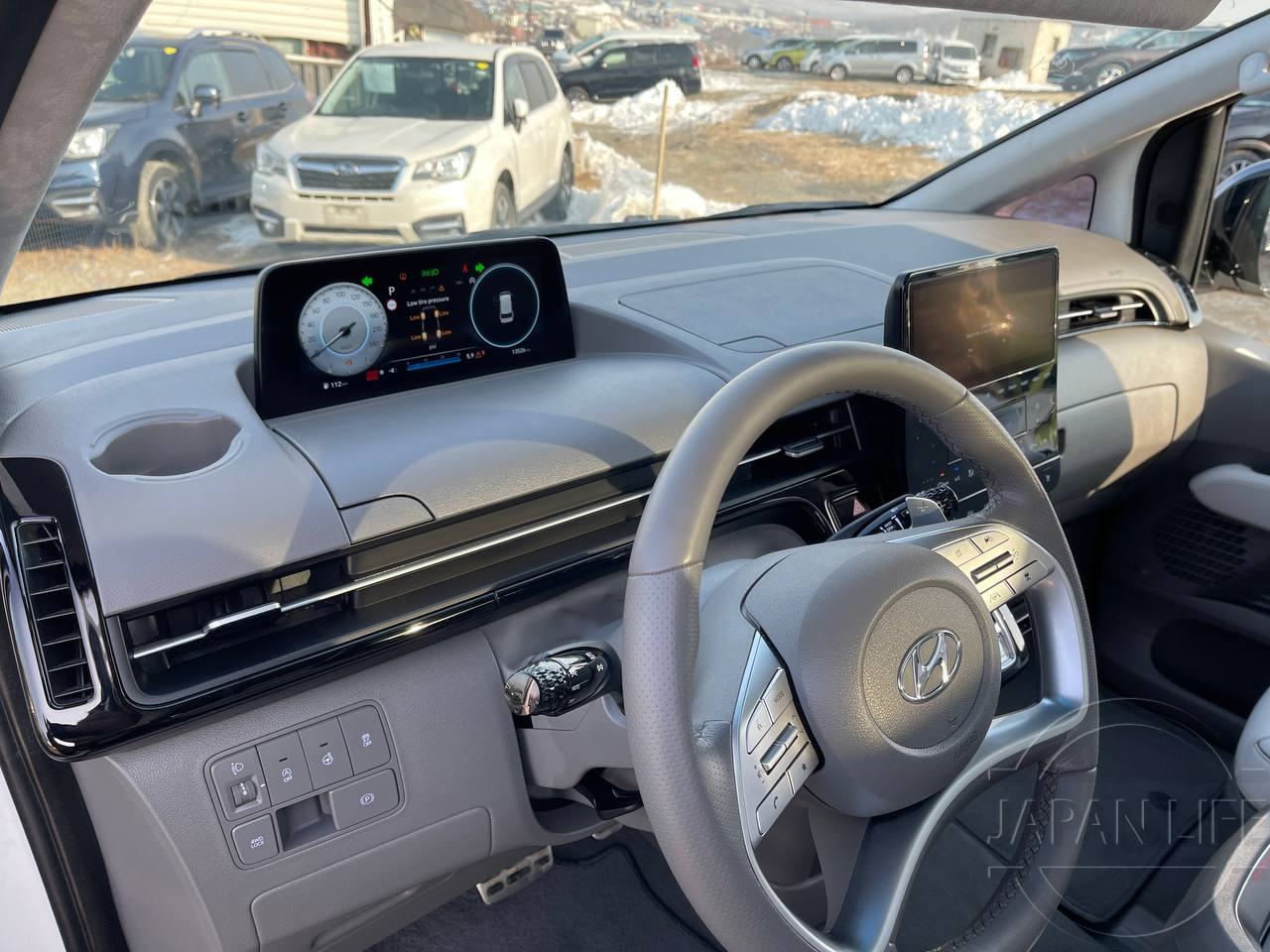 Фото Hyundai Staria - Japan Life 