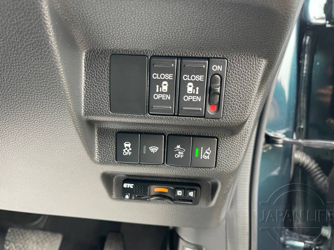 Фото Honda Freed - Japan Life 