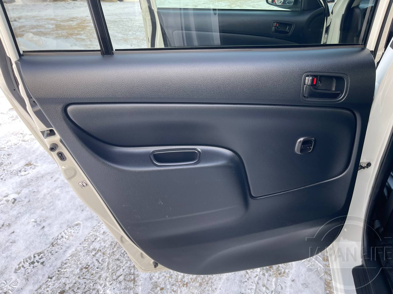 Фото Toyota Succeed - Japan Life 