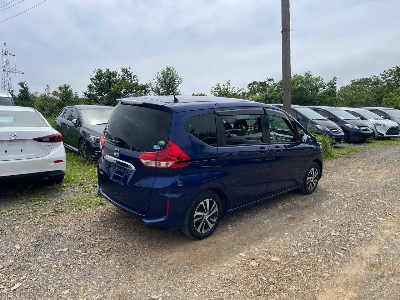 Фото Honda Freed - Japan Life 