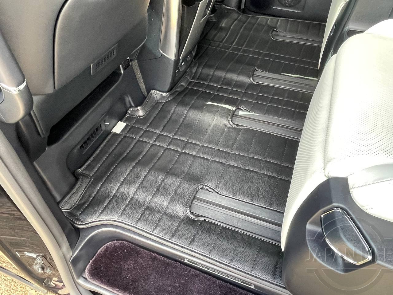 Фото Toyota Alphard - Japan Life 