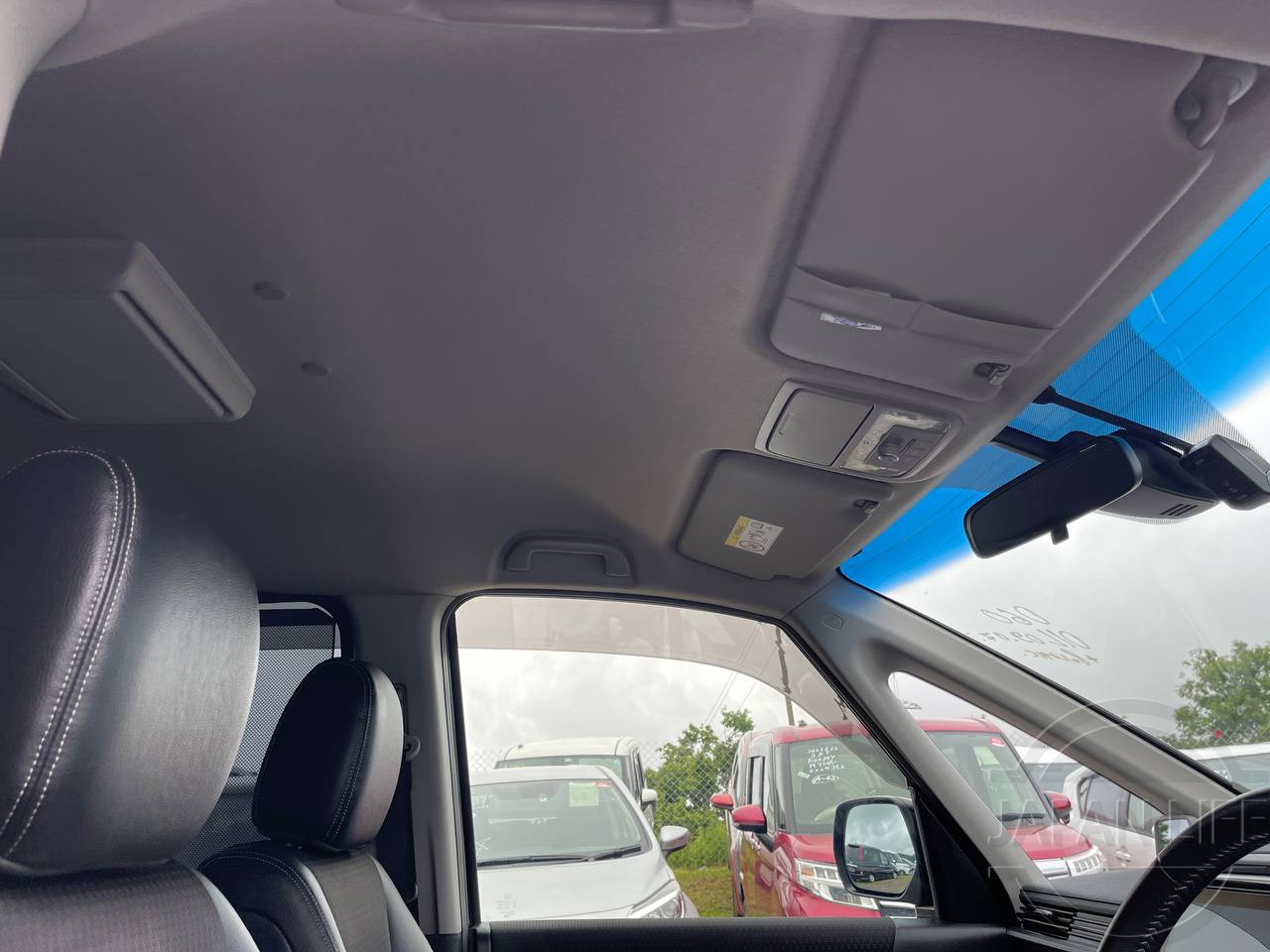 Фото Honda Stepwgn - Japan Life 