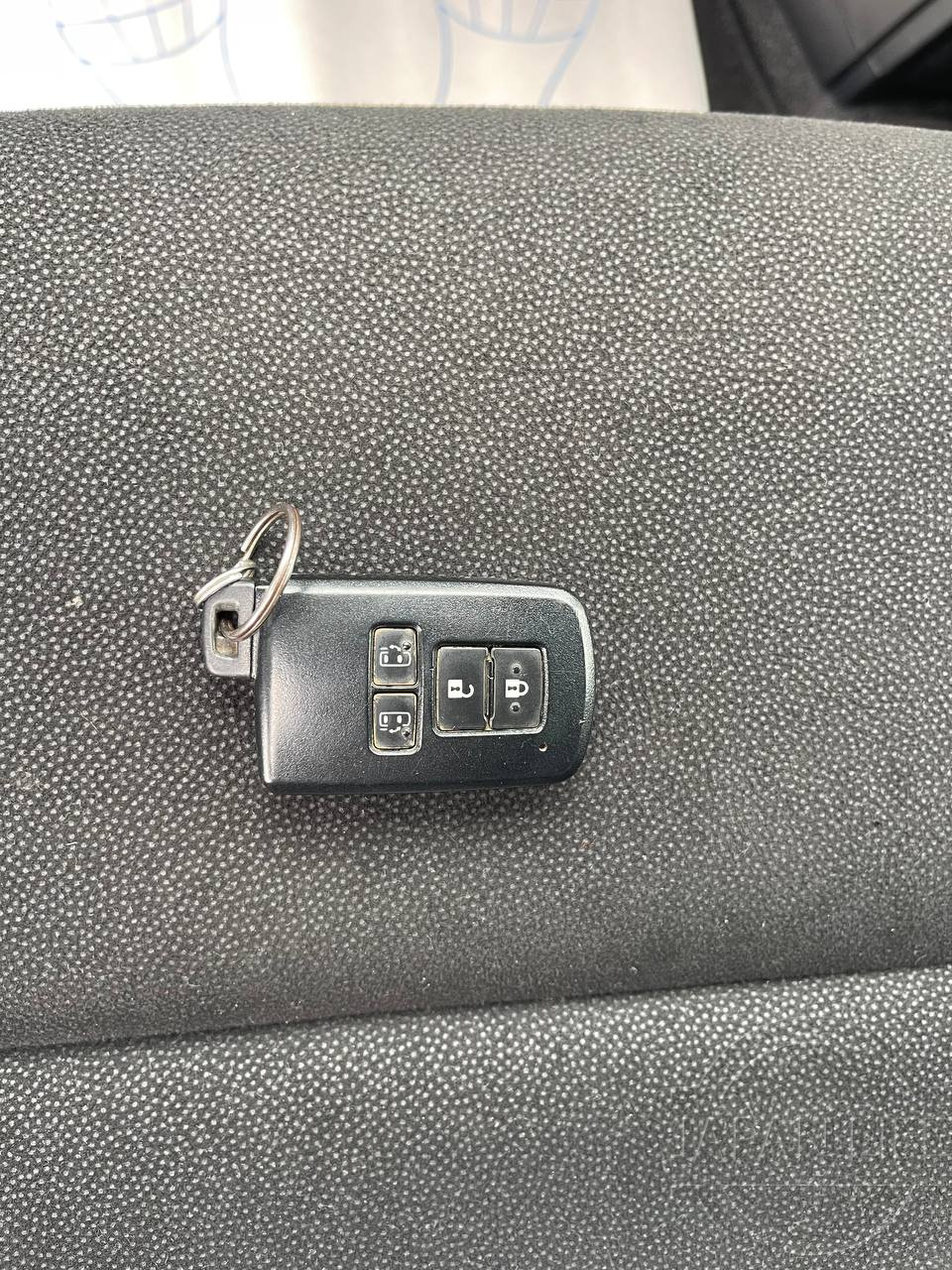 Фото Toyota Noah - Japan Life 