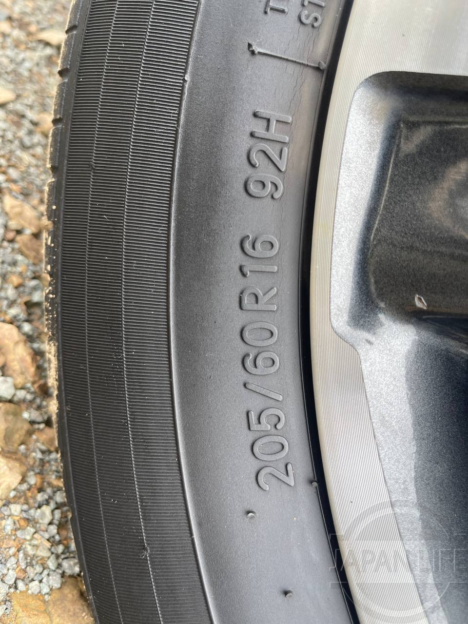 Фото Toyota Voxy - Japan Life 