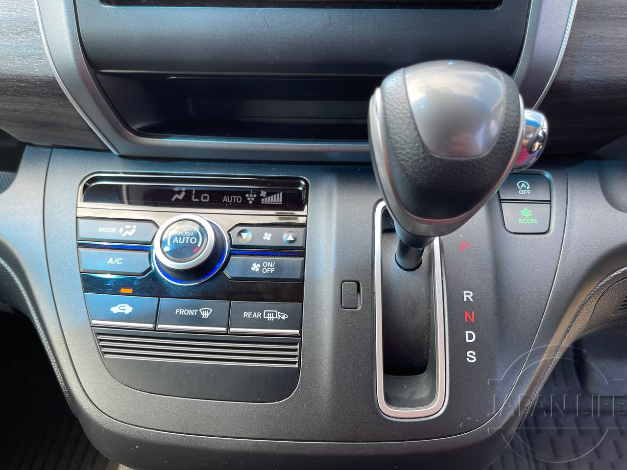 Фото Honda Freed - Japan Life 