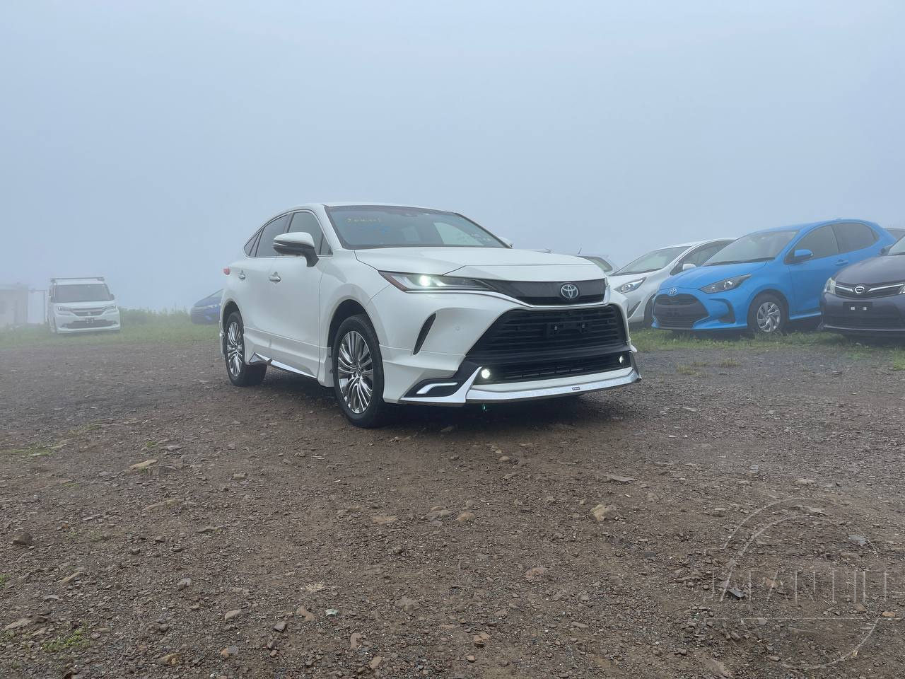 Фото Toyota Harrier - Japan Life 