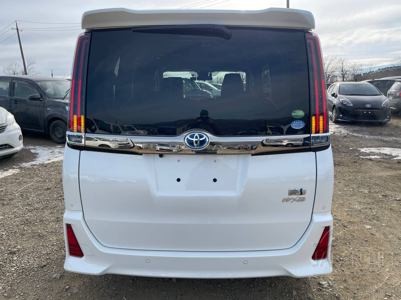 Фото Toyota Noah - Japan Life 