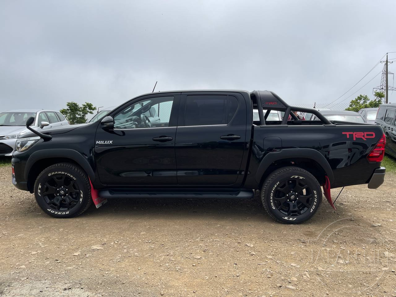 Фото Toyota Hilux - Japan Life 