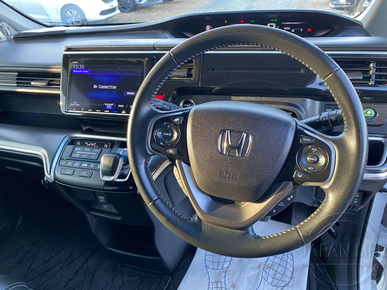 Фото Honda Stepwgn - Japan Life 