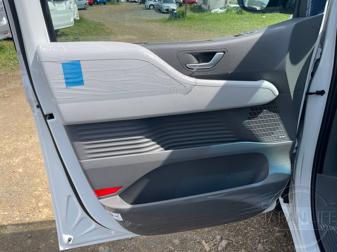 Фото Hyundai Staria - Japan Life 