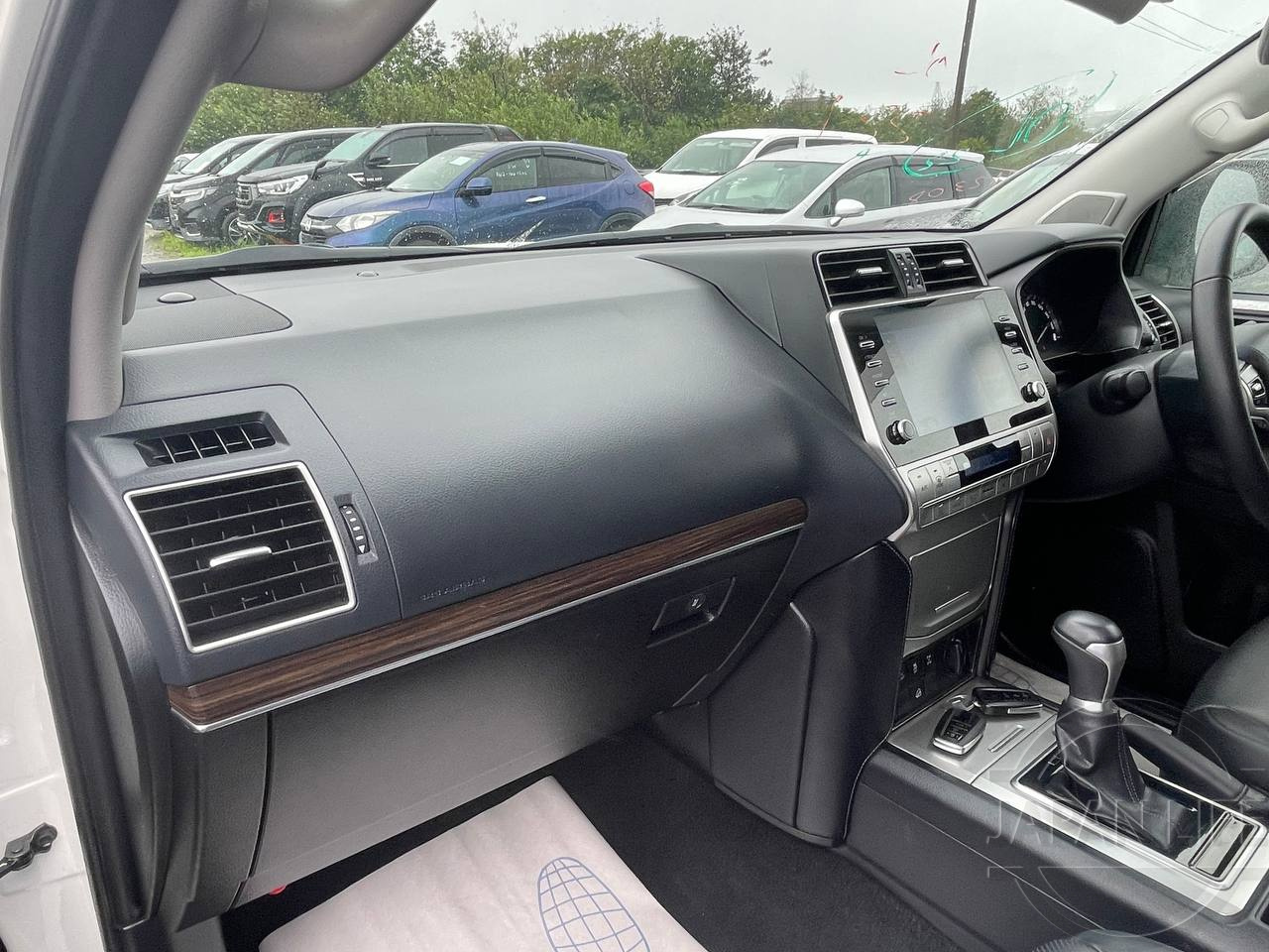 Фото Toyota Land Cruiser Prado - Japan Life 