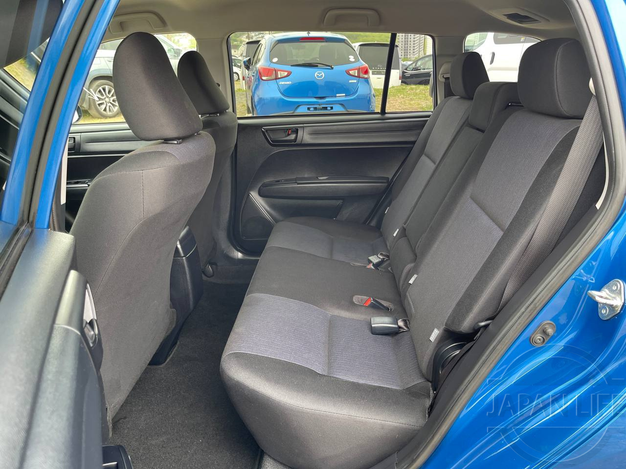 Фото Toyota Corolla Fielder - Japan Life 