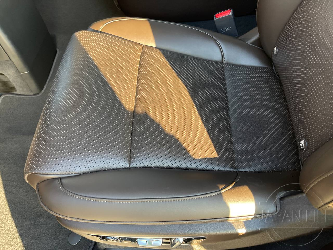 Фото Li L9 - Japan Life 