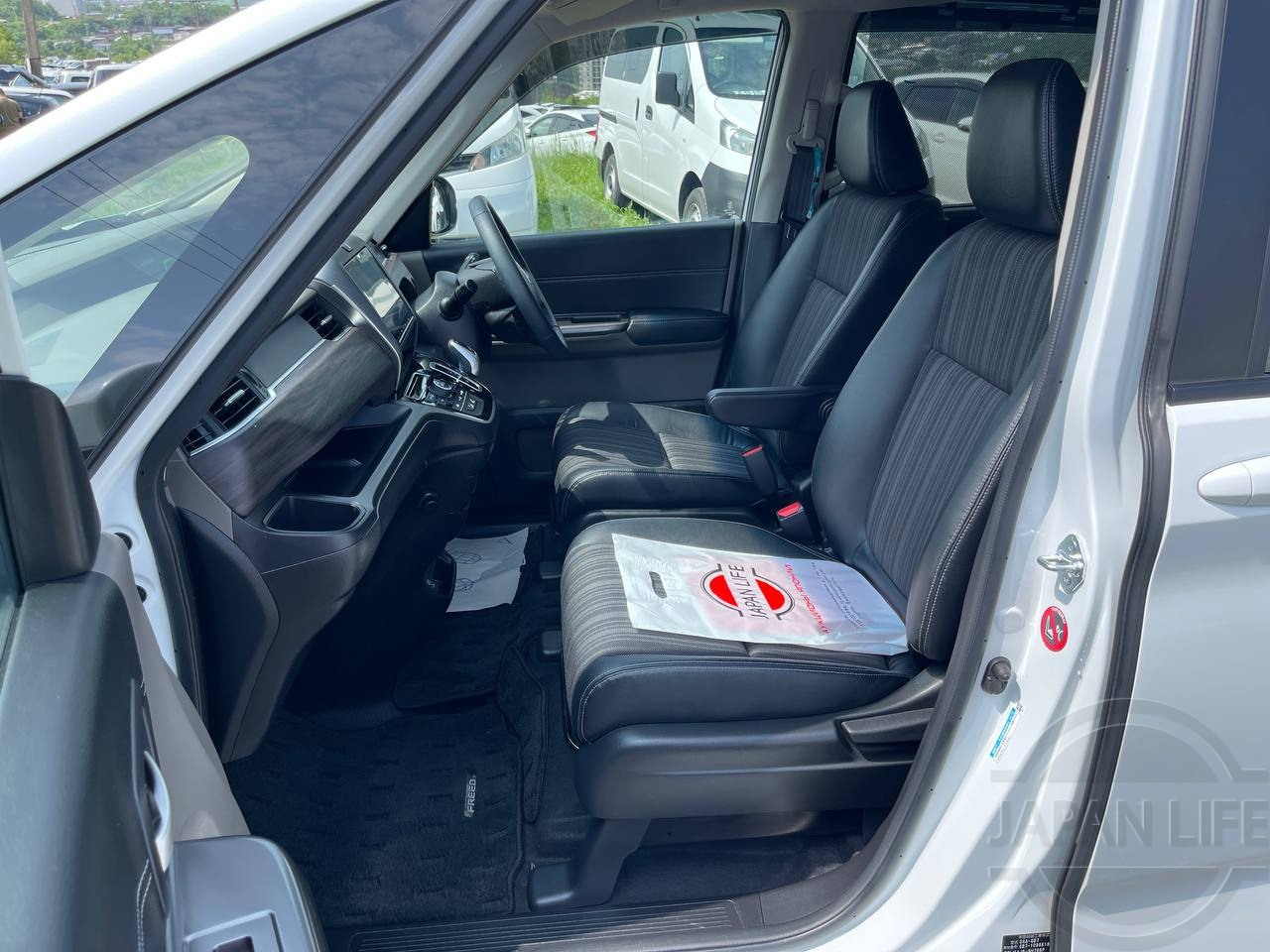 Фото Honda Freed - Japan Life 