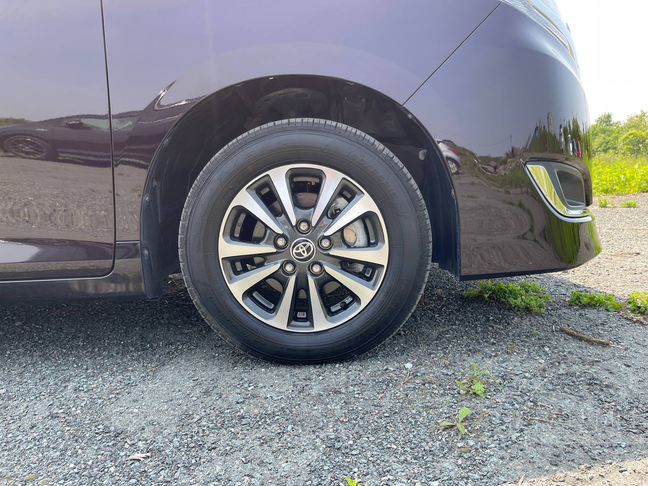 Фото Toyota Esquire - Japan Life 