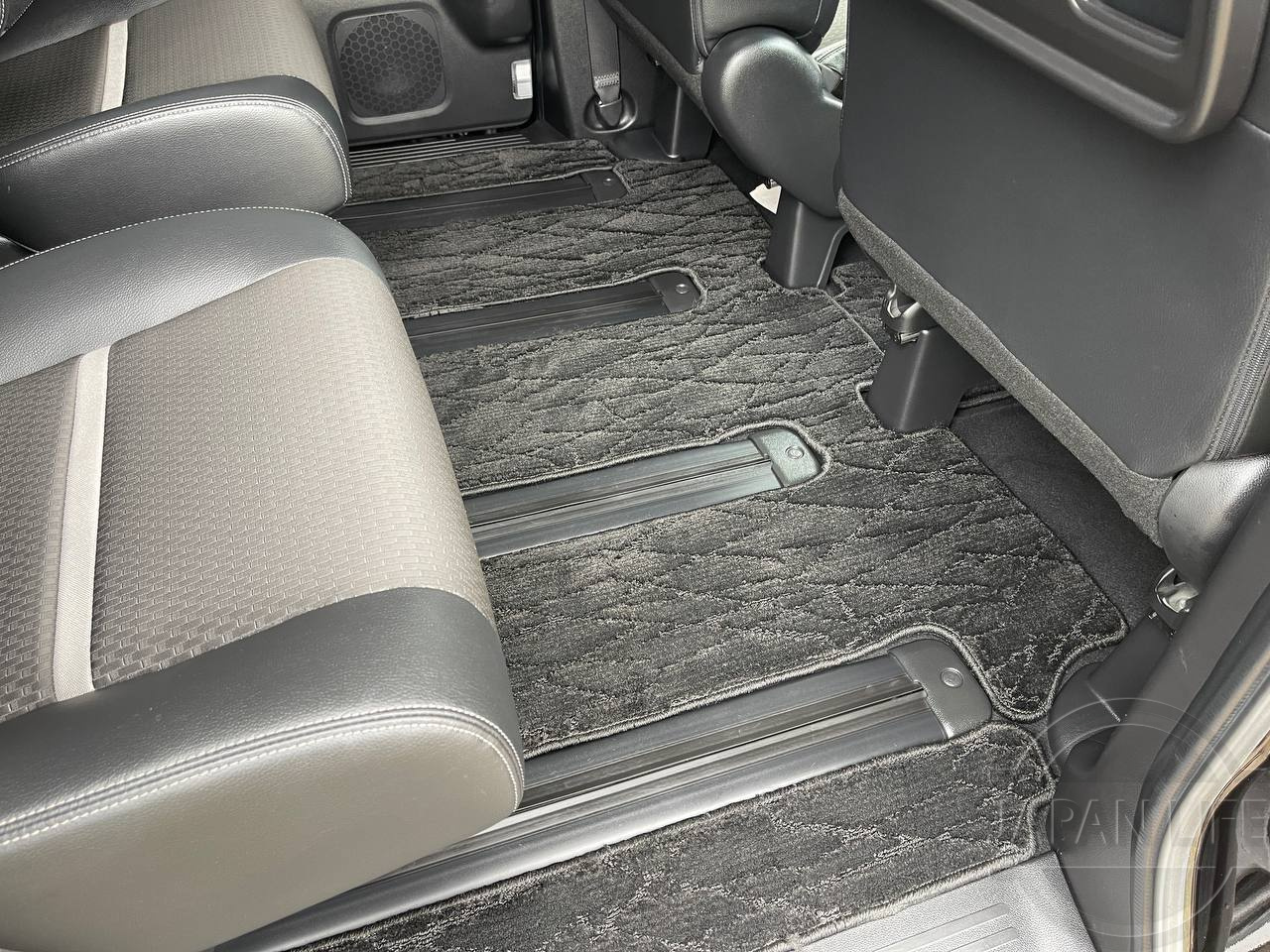 Фото Honda Stepwgn - Japan Life 