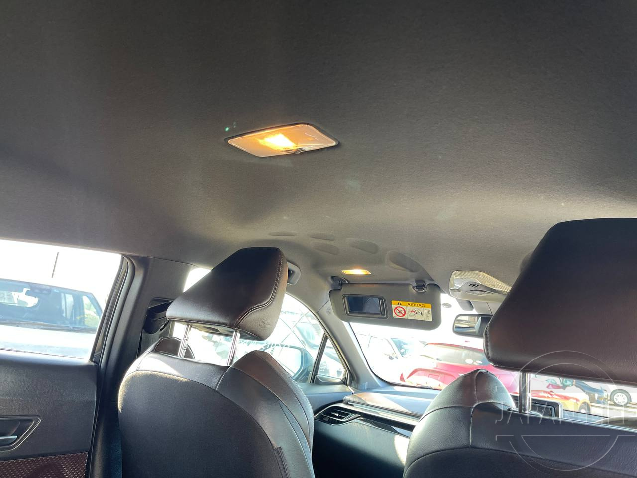 Фото Toyota C-HR - Japan Life 