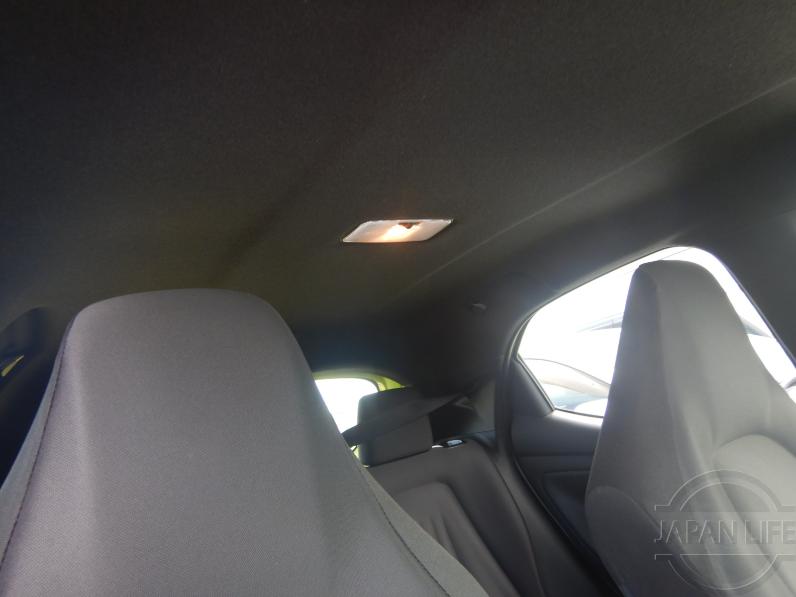 Фото Toyota Yaris - Japan Life 