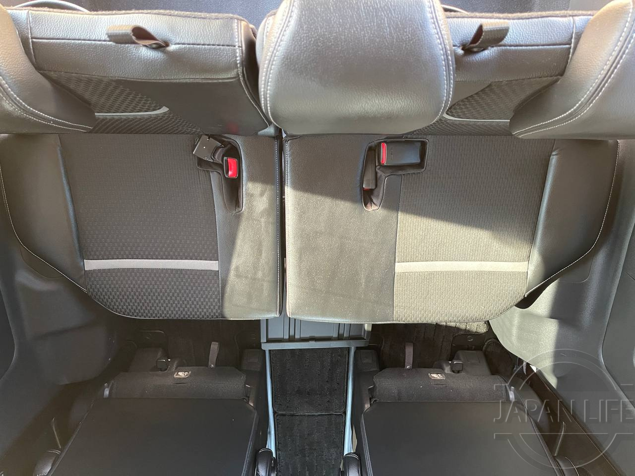 Фото Honda Stepwgn - Japan Life 