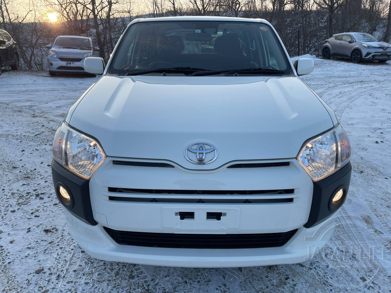 Фото Toyota Succeed - Japan Life 