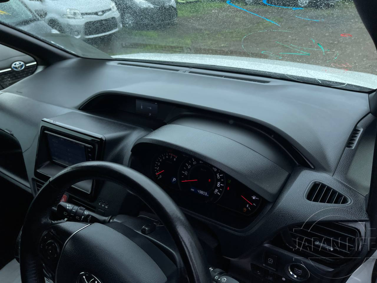 Фото Toyota Noah - Japan Life 