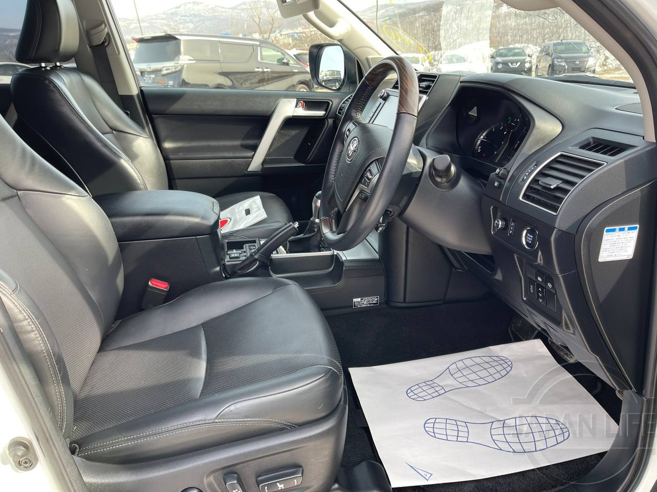 Фото Toyota Land Cruiser Prado - Japan Life 