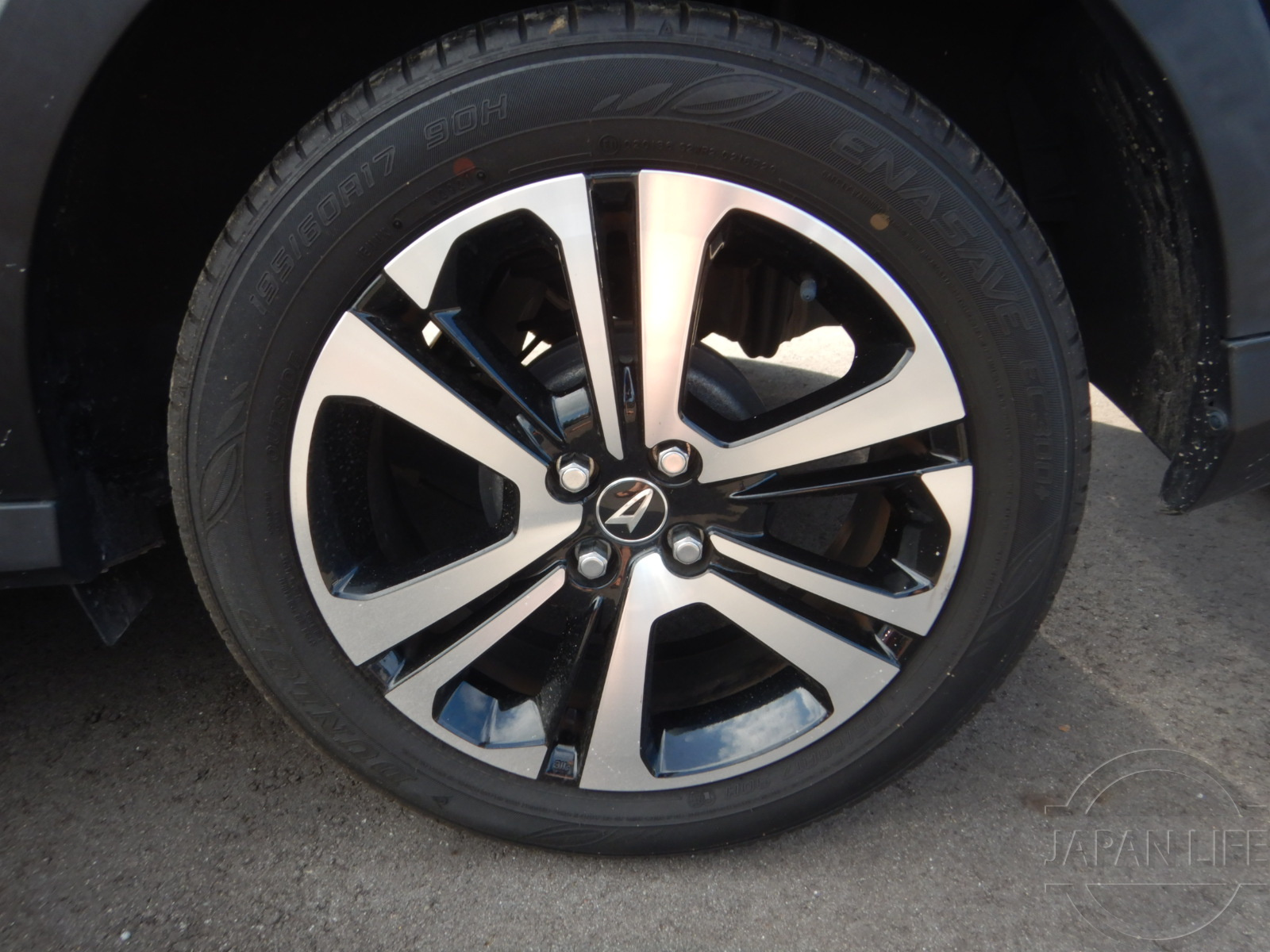 Фото Daihatsu Rocky - Japan Life 