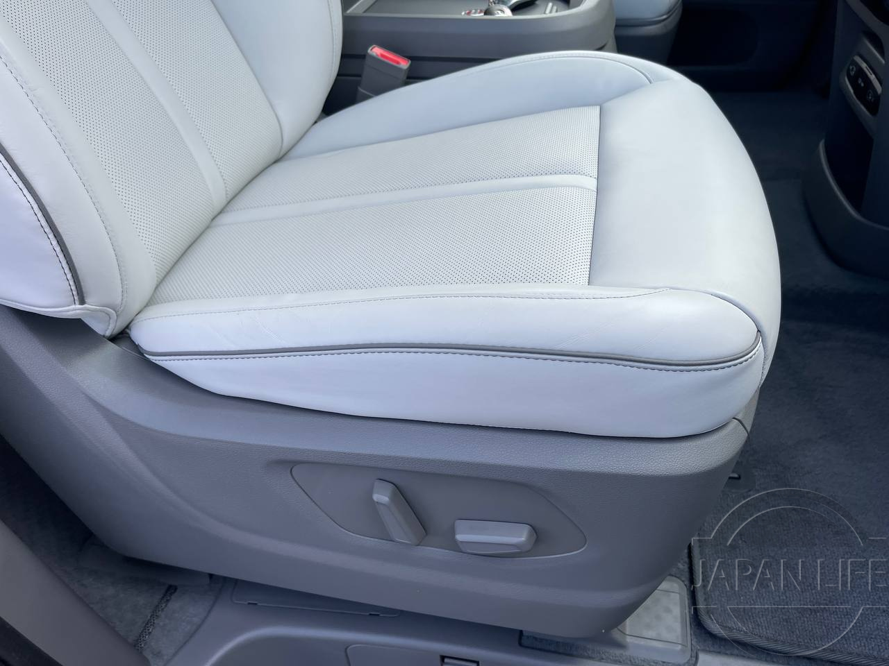 Фото Hyundai Staria - Japan Life 