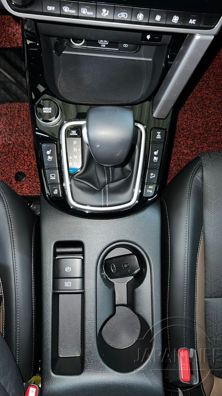 Фото Kia Seltos - Japan Life 