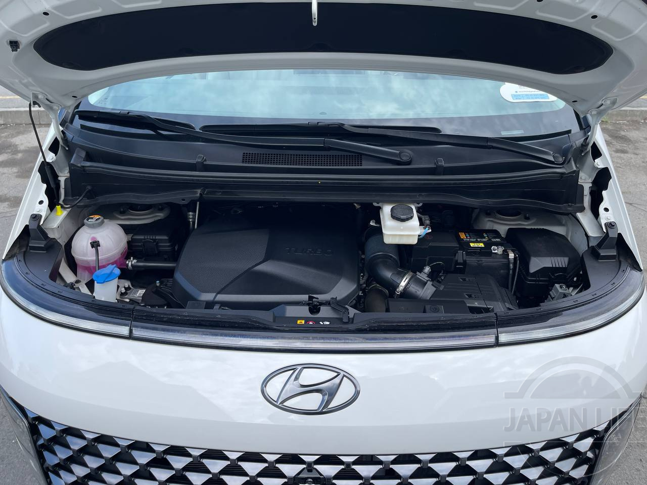 Фото Hyundai Staria - Japan Life 